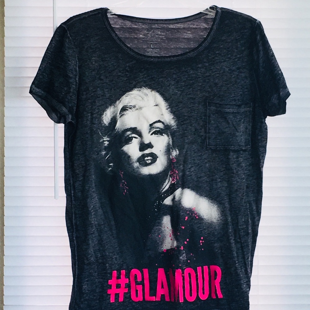 Lady’s t-shirt size Large Marilyn Monroe